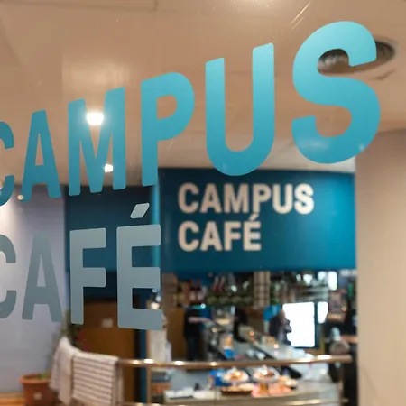 Campus 3*