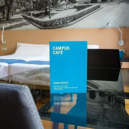 Campus מלון דירות 3*