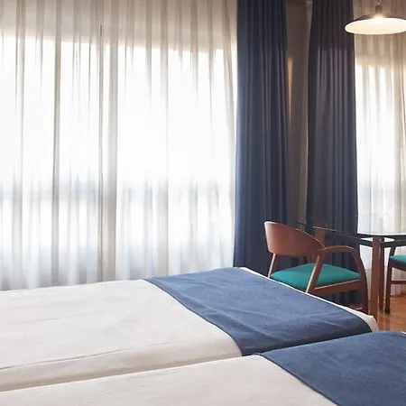 Campus 3* Oviedo