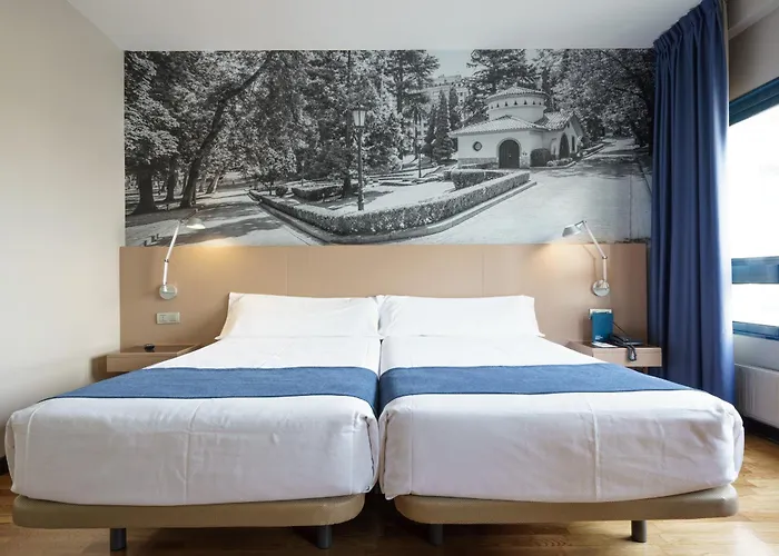 Aparthotel Campus 3*