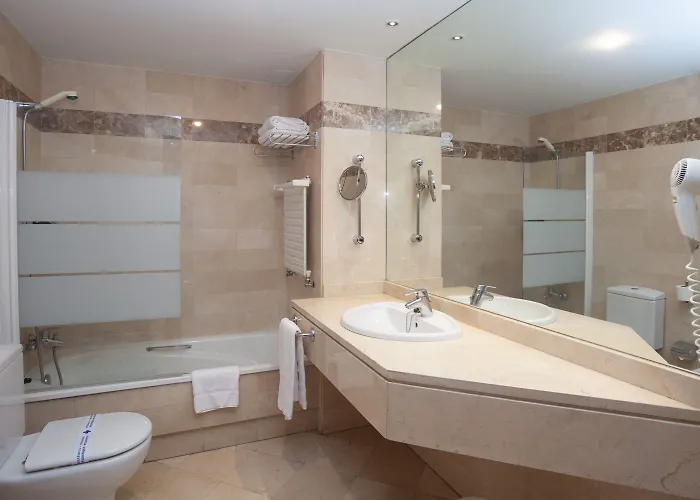 Aparthotel Campus 3*